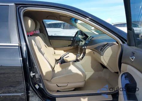 2006 Honda Accord 2.4 Se from USA, damaged, VIN 1HGCM56386A124103